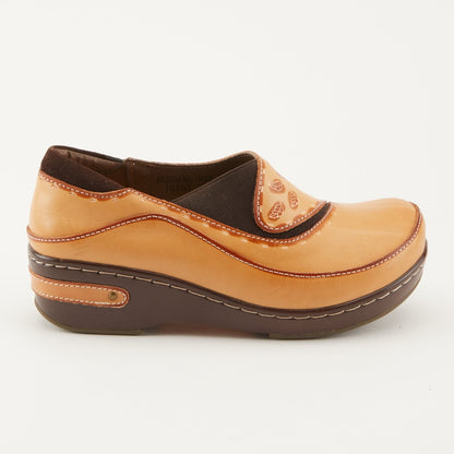 Spring Step Shoes L'artiste Burbank Women's Hand Painted Leather Clogs Slip - On Shoe by Spring Step Shoes – Don't Panic Shoes