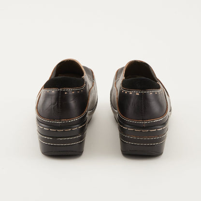 Spring Step Shoes L'artiste Burbank Women's Hand Painted Leather Clogs Slip - On Shoe by Spring Step Shoes – Don't Panic Shoes