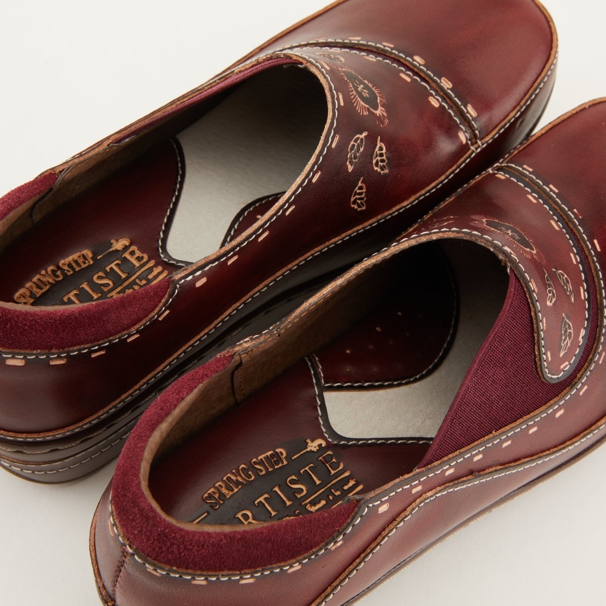 Spring Step Shoes L'artiste Burbank Women's Hand Painted Leather Clogs Slip - On Shoe by Spring Step Shoes – Don't Panic Shoes