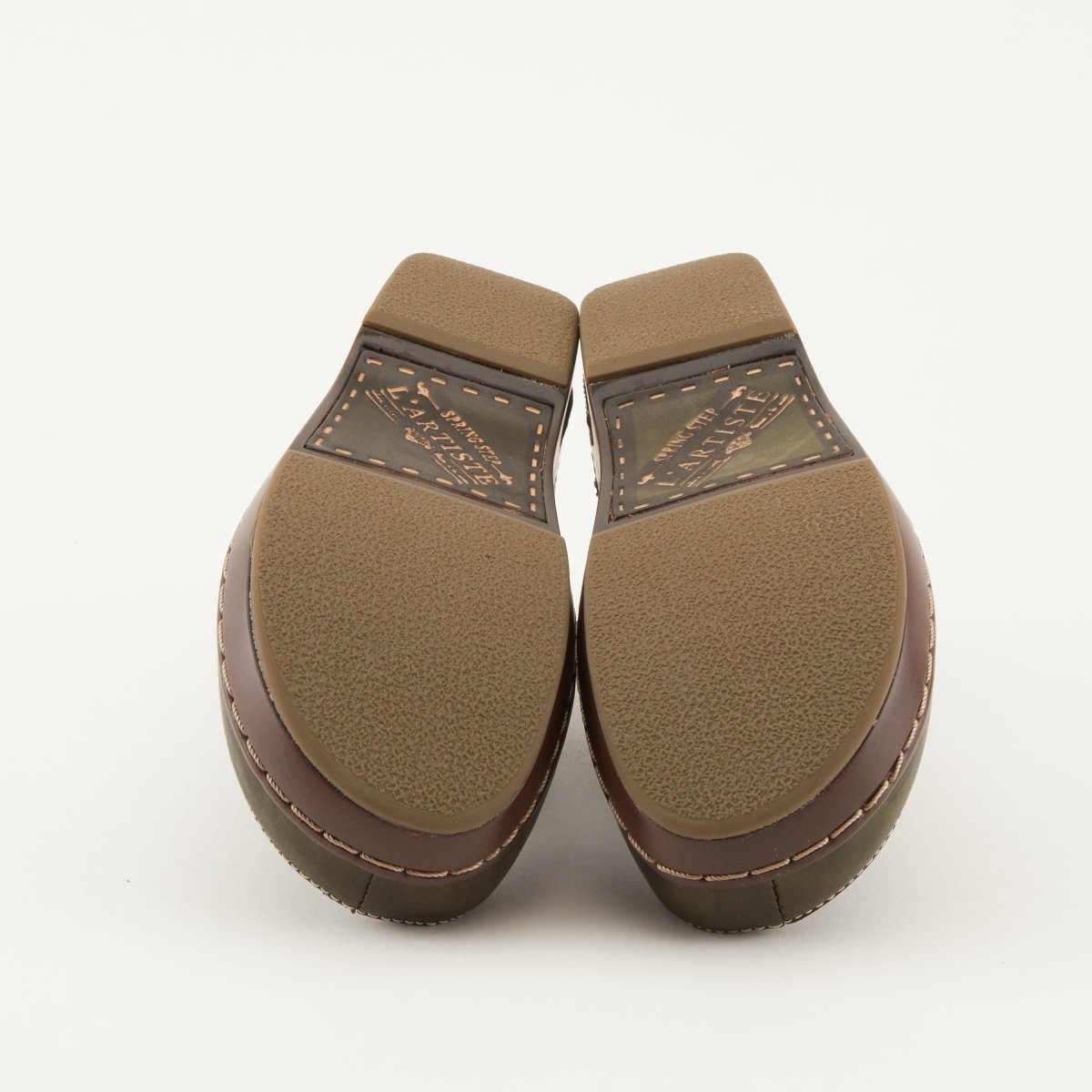 Spring Step Shoes L'artiste Burbank Women's Hand Painted Leather Clogs Slip - On Shoe by Spring Step Shoes – Don't Panic Shoes