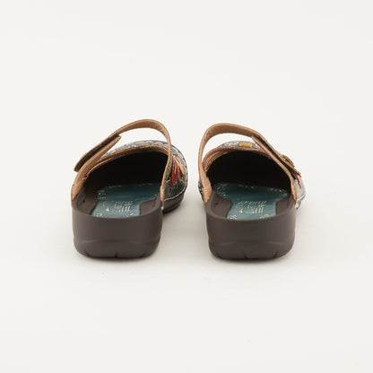 Spring Step ShoeS L'artiste Copa Clog Women’s Hand Painted Leather Clogs by Spring Step Shoes – Don't Panic Shoes