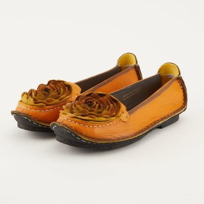 Spring Step Shoes L'artiste Dezi Women's Handpainted Leather Shoes Slip - On Shoe by Spring Step Shoes – Don't Panic Shoes