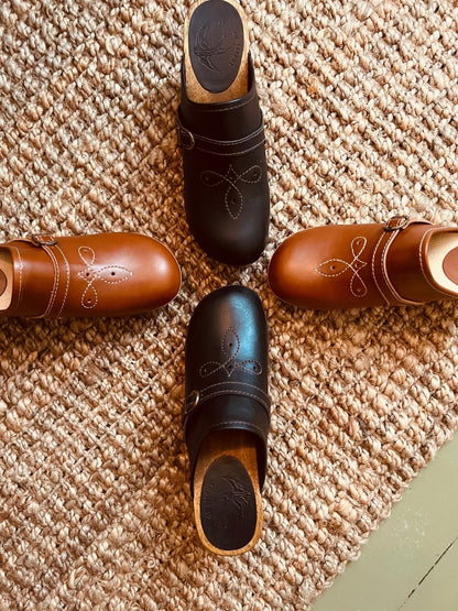 Stevie Clog Shoes by Bird Of Flight – Don't Panic Shoes