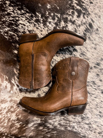 The Loretta Brown Leather Boots by Stiefeld Boots – Don't Panic Shoes