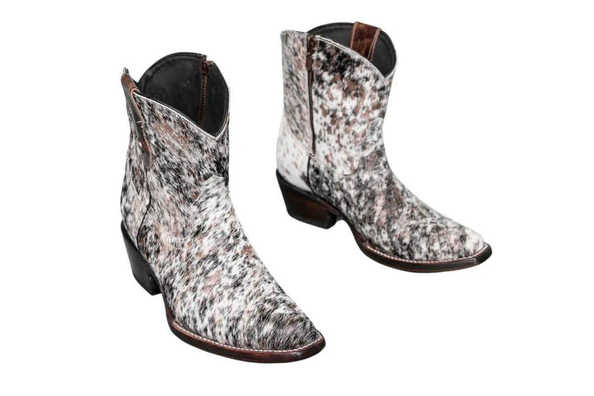 The Loretta Cowhide Boots - Rose Gold Metallic Limited Edition by Stiefeld Boots – Don't Panic Shoes