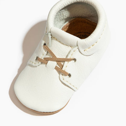 Toasted Bright White Oxford Baby Shoe Oxford by Freshly Picked – Don't Panic Shoes