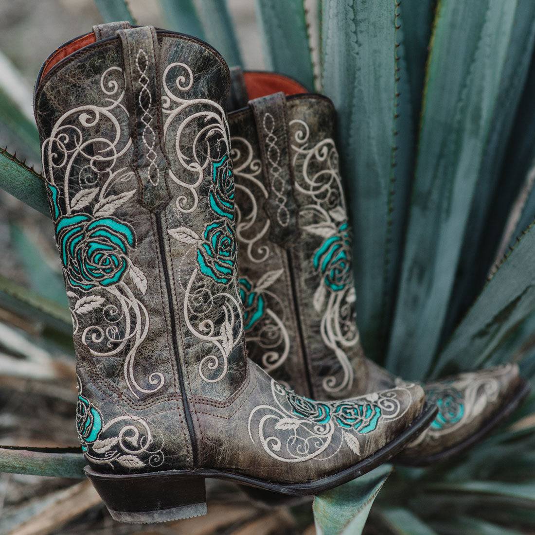 Turquoise Rose Inlayed Women's Cowgirl Boots (M50032) Cowgirl Boots by Soto Boots – Don't Panic Shoes
