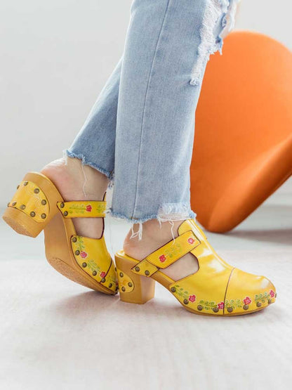Vintage Handmade Round Toe Floral Slippers Sandals by Colorstepshoes – Don't Panic Shoes