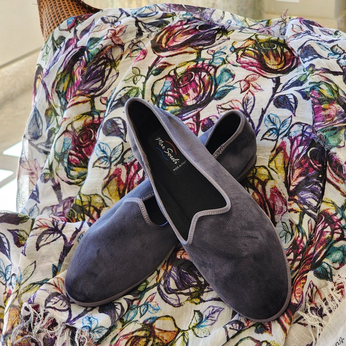 Warhol White 02 Bamboo Fiber Handcrafted Print Fabric Bamboo Scarves by Mar Soreli – Don't Panic Shoes