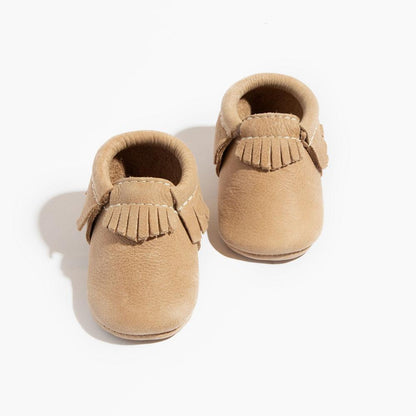 Weathered Brown Moccasin Baby Shoe Moccasin by Freshly Picked – Don't Panic Shoes
