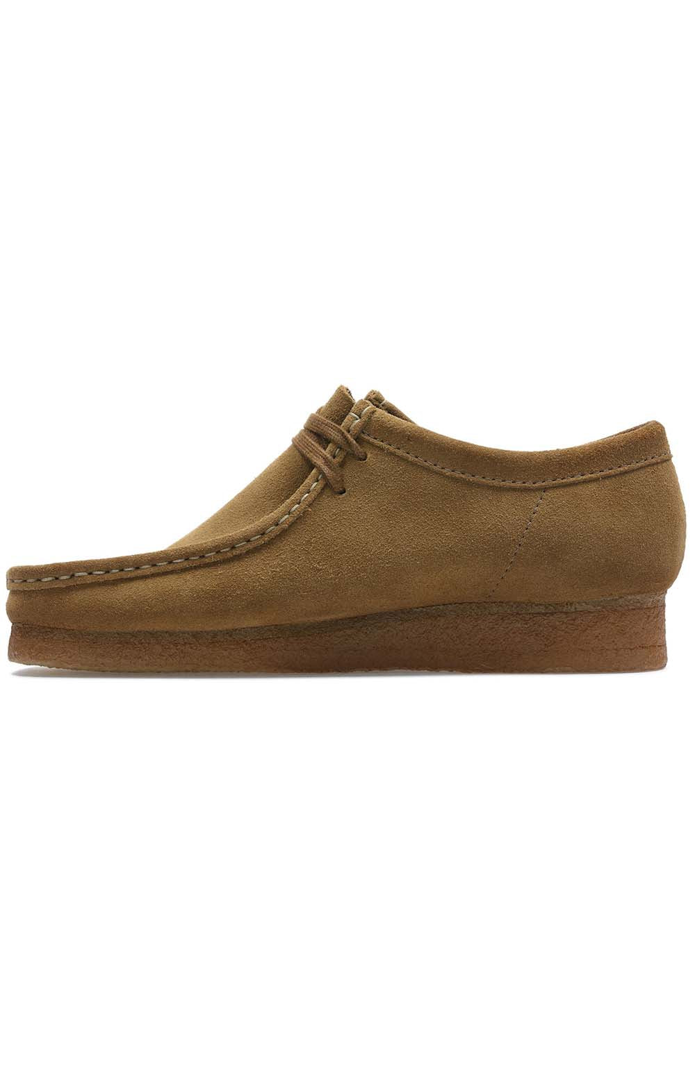 Stylish outfit featuring the Clarks Originals Wallabee Low Men's Cola Suede 26155518 shoe