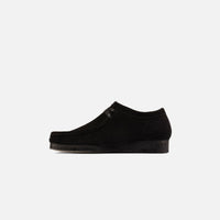 Thumbnail for Stylish and comfortable women's Wallabee Low Black Suede 26155522 shoe