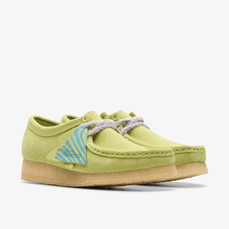 Close-up of Clarks Women Wallabee Pale Lime Suede 26175670 shoes